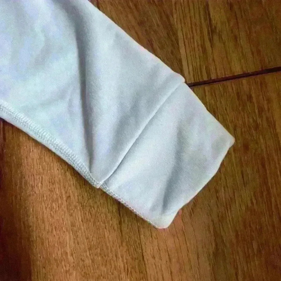 Nike Powder Blue Dri-Fit Fleece Lined Crew Neck Long Sleeve Top Women’s Sz Small - Picture 4 of 7